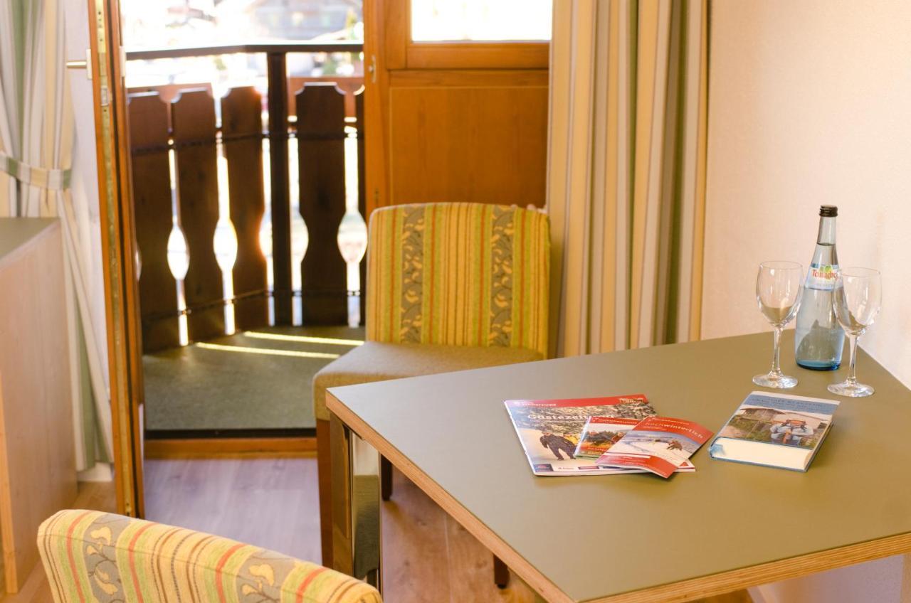 Schreyers Hotel Restaurant Mutzel シュルッフゼー エクステリア 写真