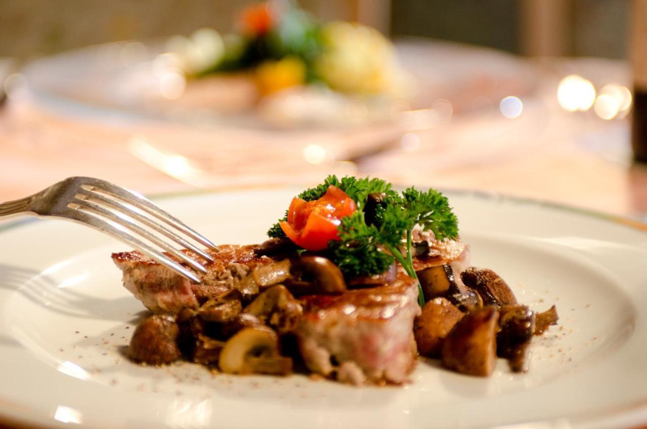 Schreyers Hotel Restaurant Mutzel シュルッフゼー エクステリア 写真